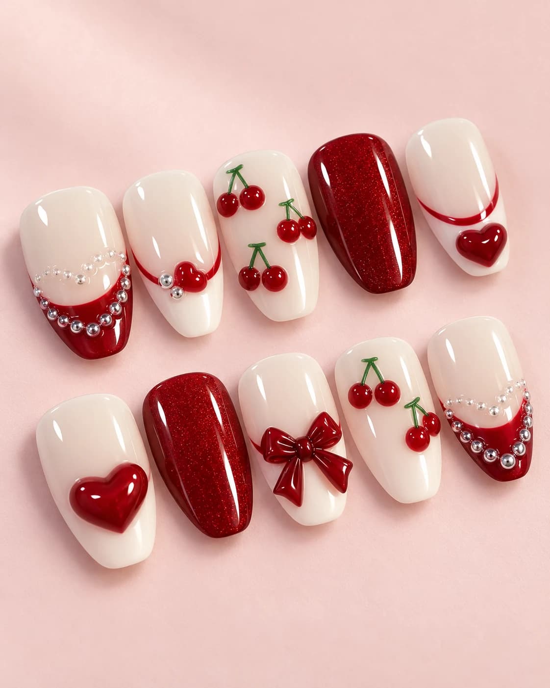 Cherry Crush: muestra de diez uñas sobre fondo rosa